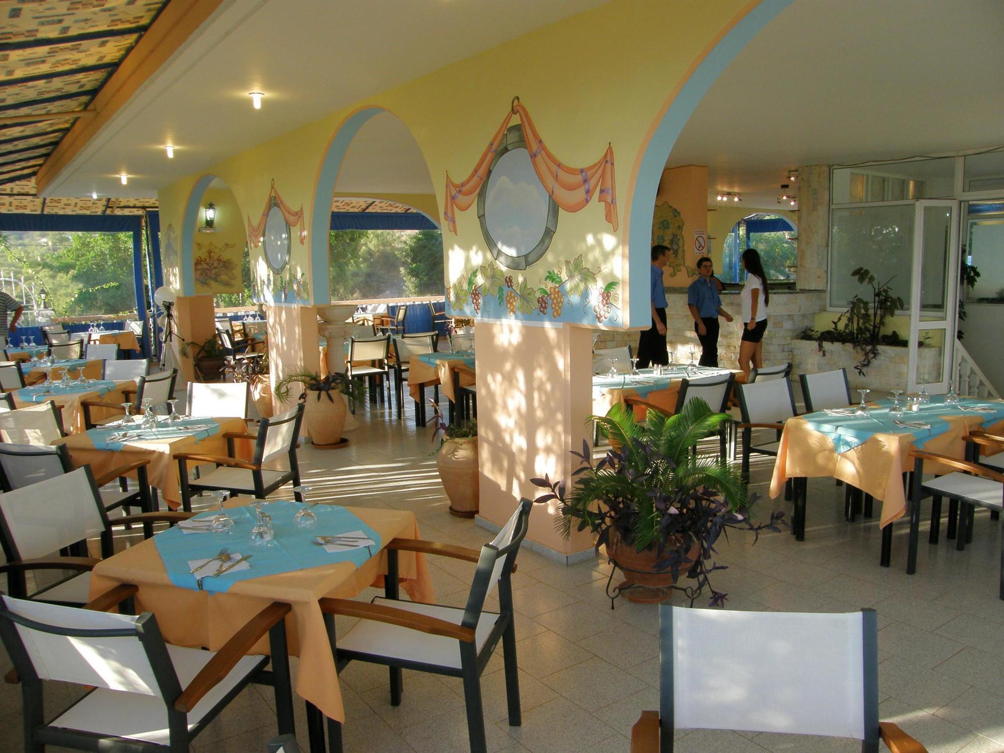 Pefkos Garden Hotel Pefki エクステリア 写真